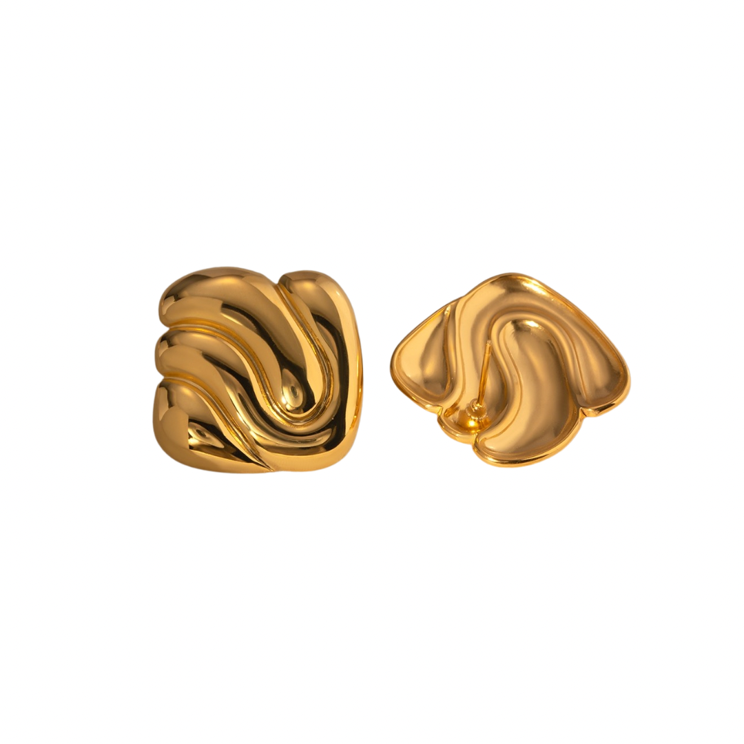 Amanda’s Studs