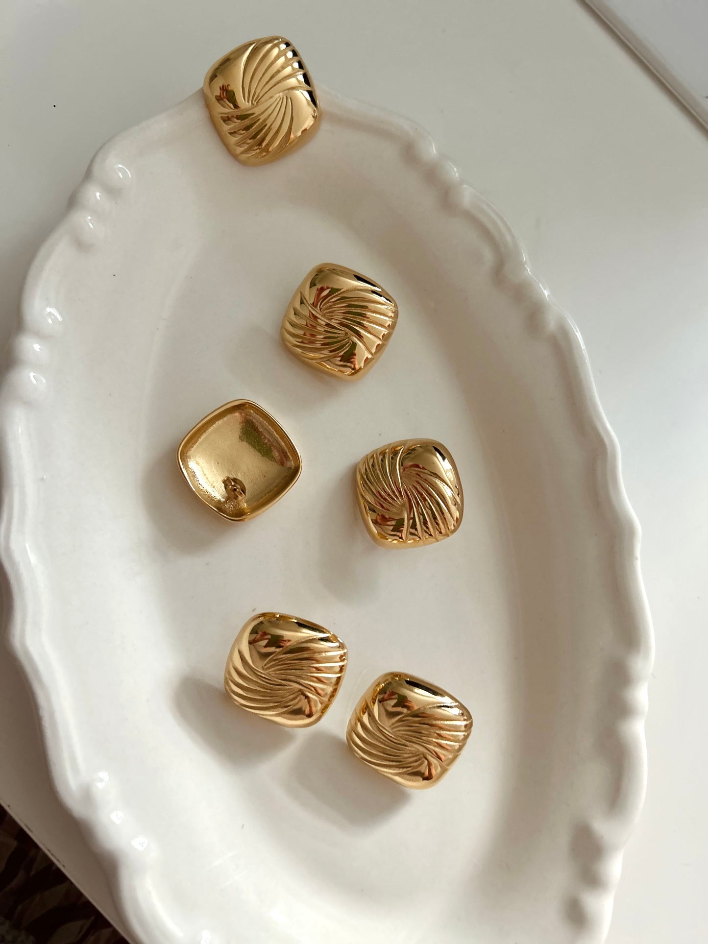 Stella’s Earrings