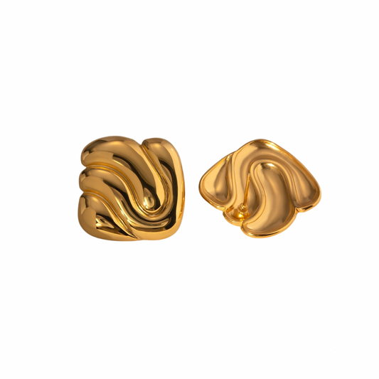 Amanda’s Studs